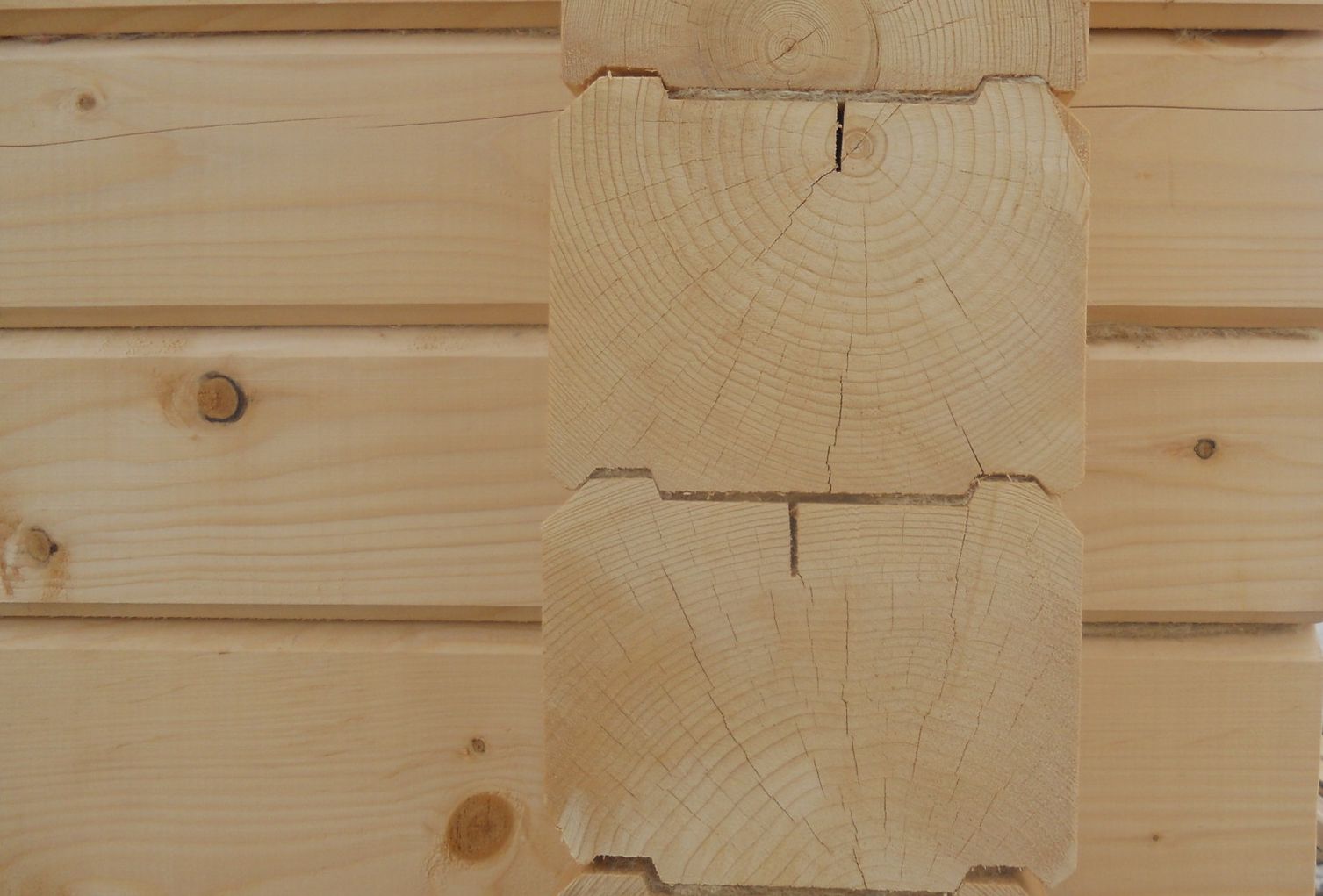 Cijena profila drva za 1m³ trupaca spremnih za montažu - na zahtjev